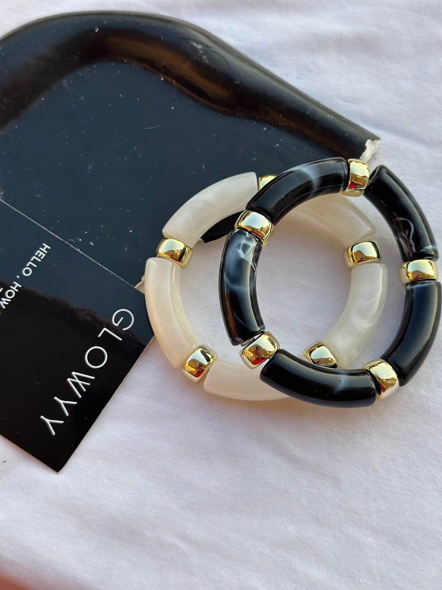 Black x White Retro Set