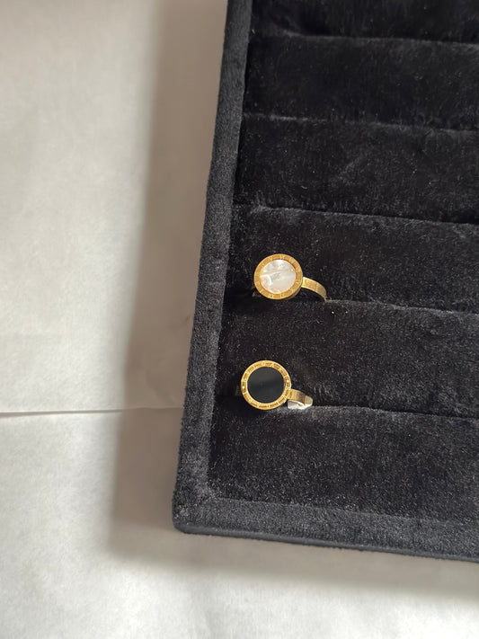 Black & White Rings