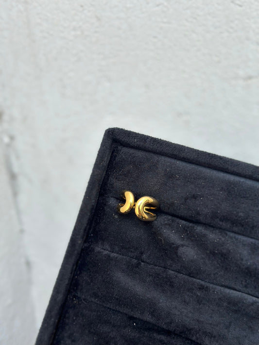 Meet Me Ring