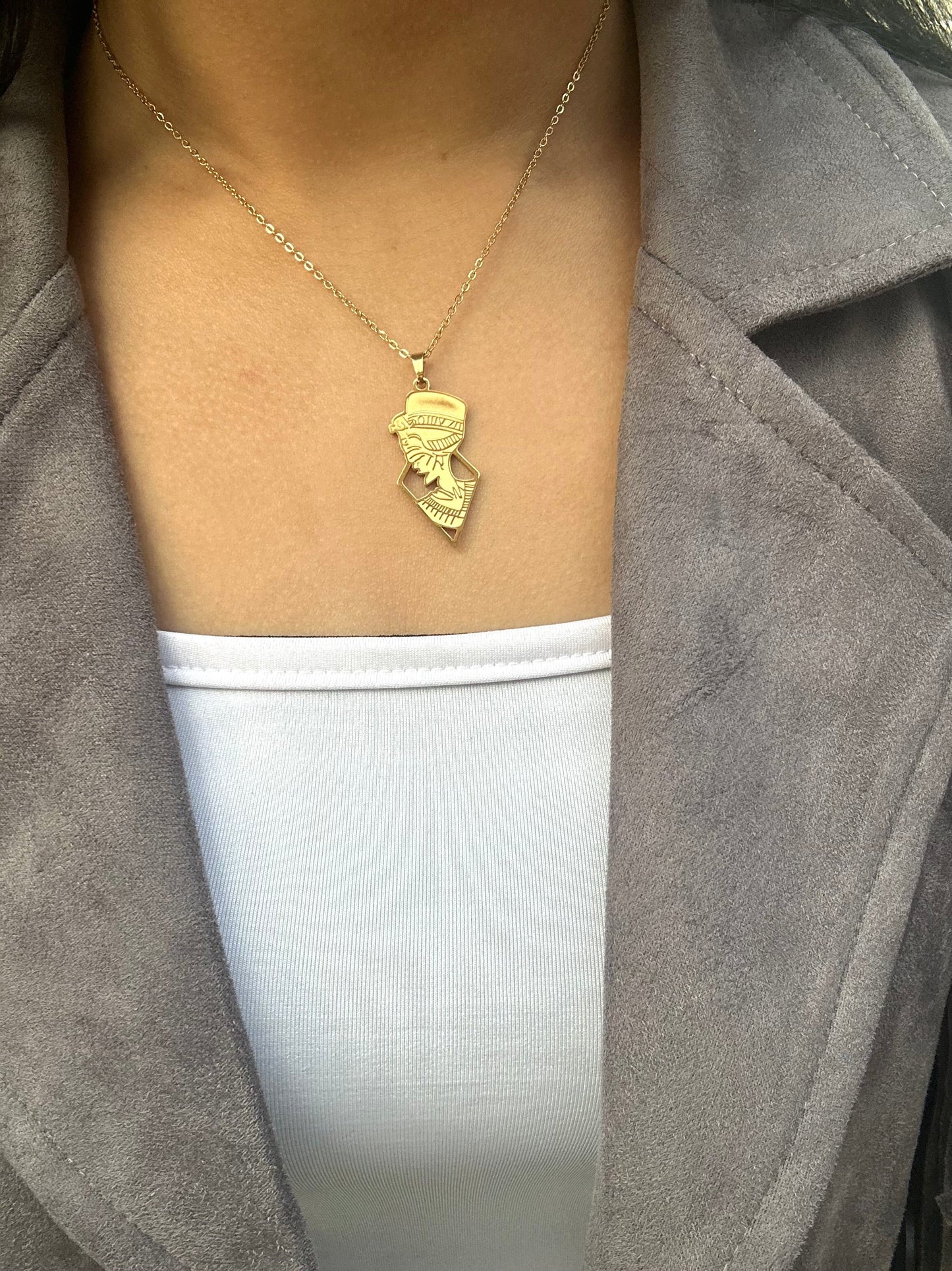 Nefrtiti Golden Necklace