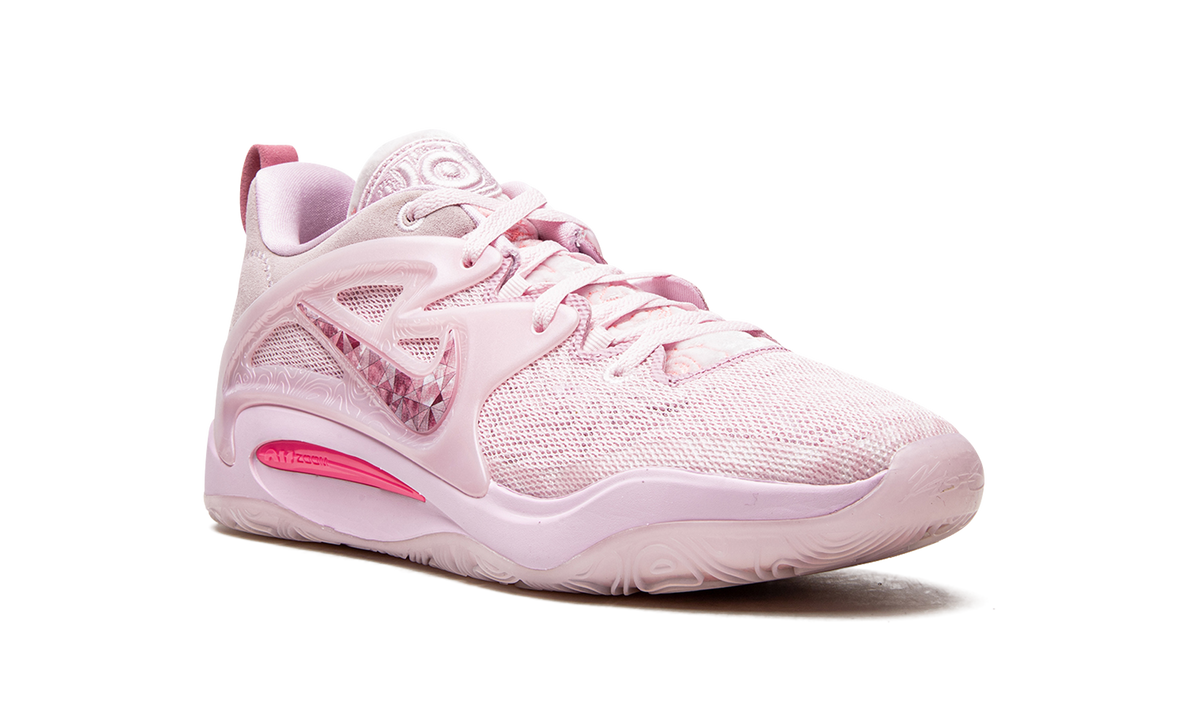 KD 15 "Aunt Pearl" DQ3851 600