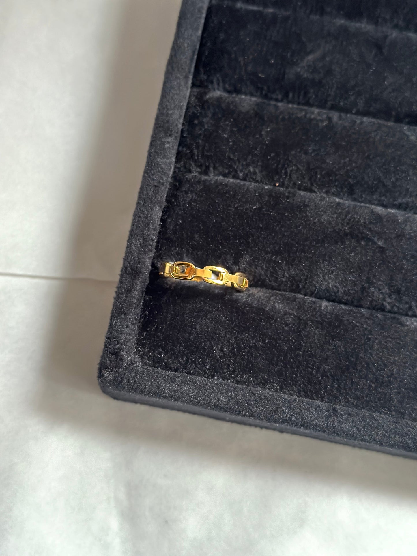 Thin Chain Ring