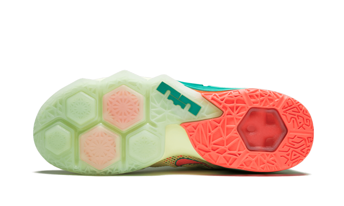 Lebron 12 Low PRM "Lebronald Palmer" 776652 383