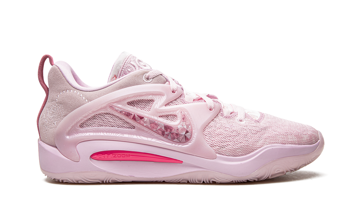 KD 15 "Aunt Pearl" DQ3851 600