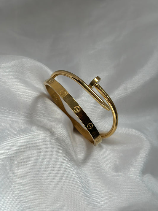 Gold Cartier Duo