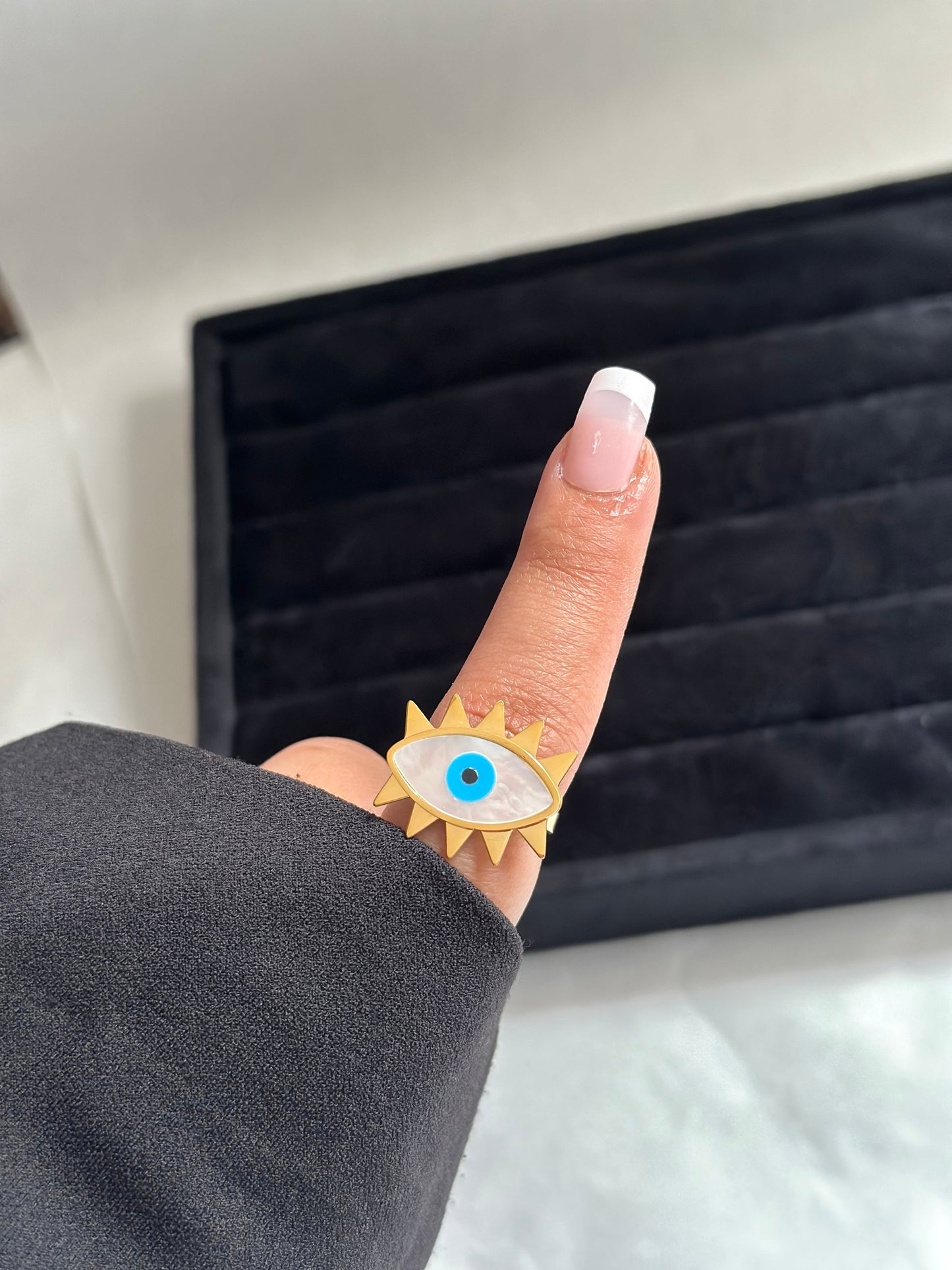 Big Eye Ring