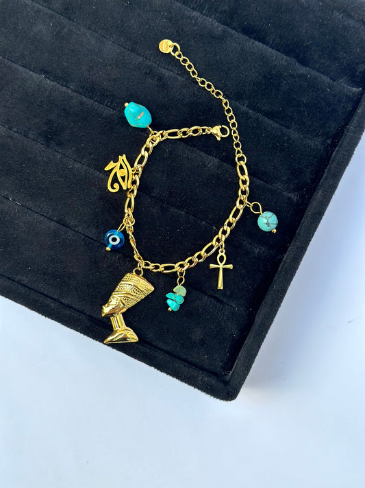 The Queen Bracelet