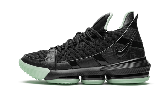 Lebron 16 SB "Glow" CD2451 001