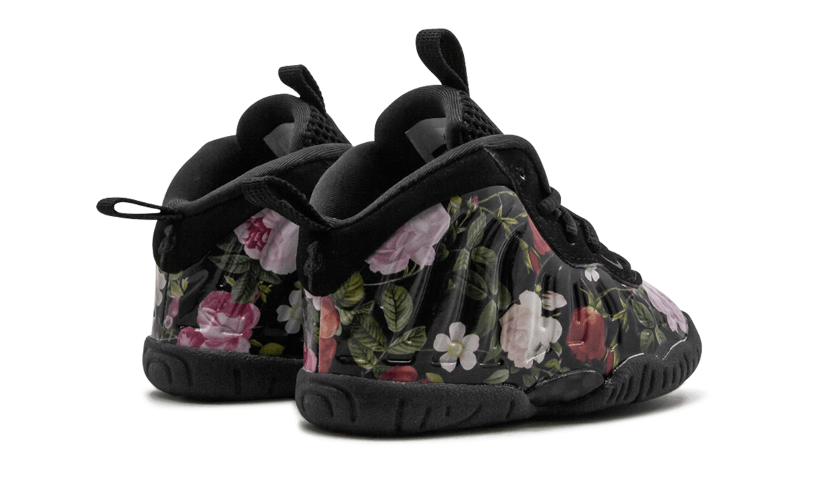 Little Posite One PRM TD "BLACK / BLACK-METALLIC GOLD" AT8250 001