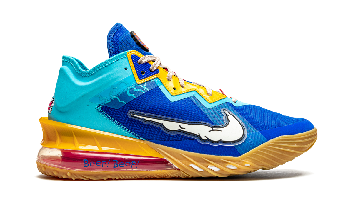 LeBron 18 Low "Wile E. Coyote vs Roadrunner" CV7562 401