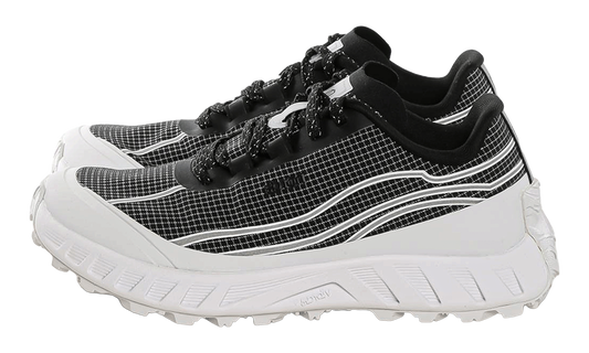 002 WMNS "Summit Black" NORDA002 W SUMBLK