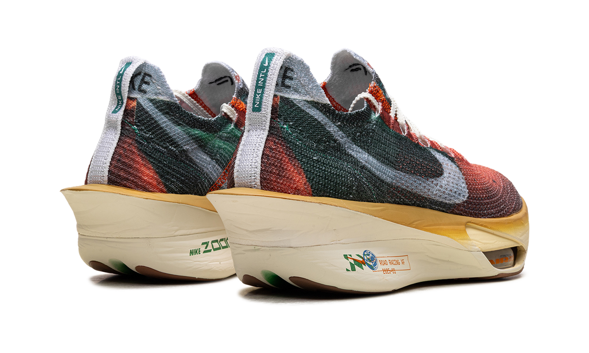 ZoomX AlphaFly 3 "The Sting" IH3575 999