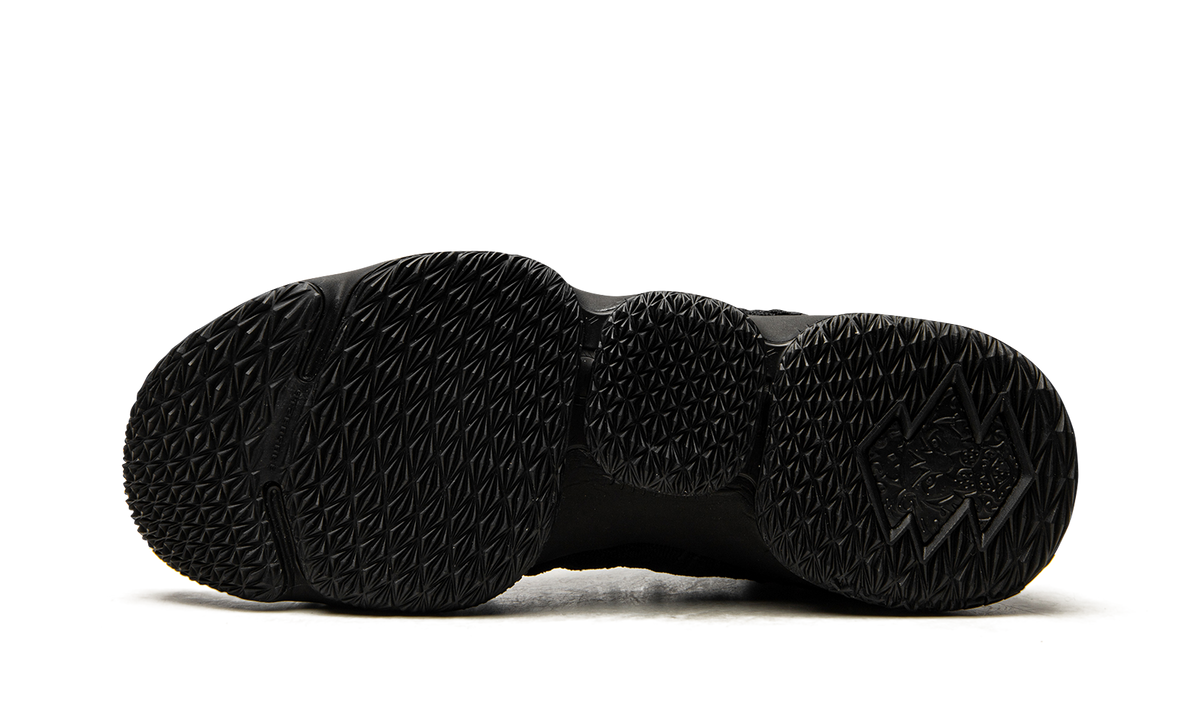 Lebron 15 "Equality" 897648 818